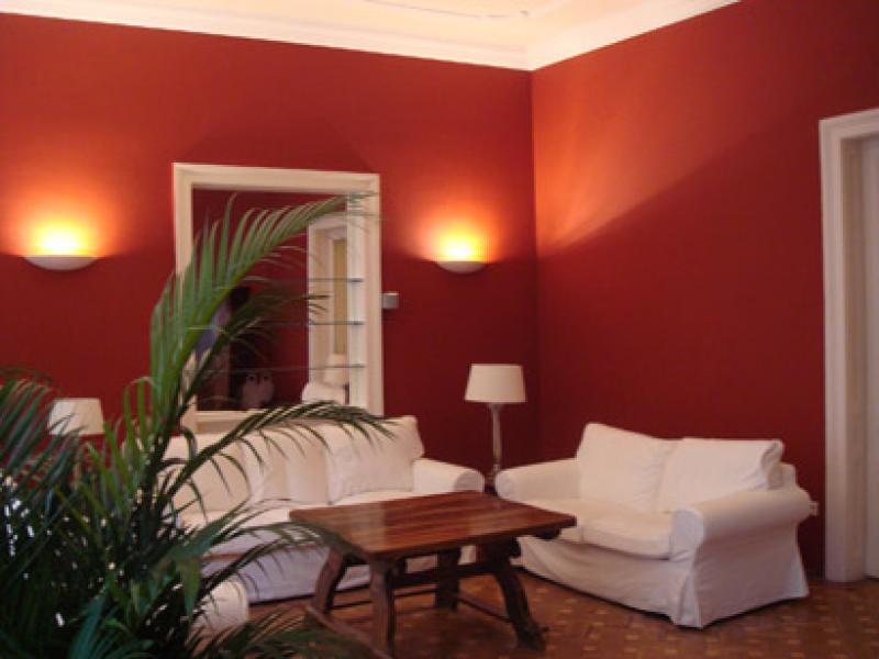 neue Leseecke in einer Altbauwohnung