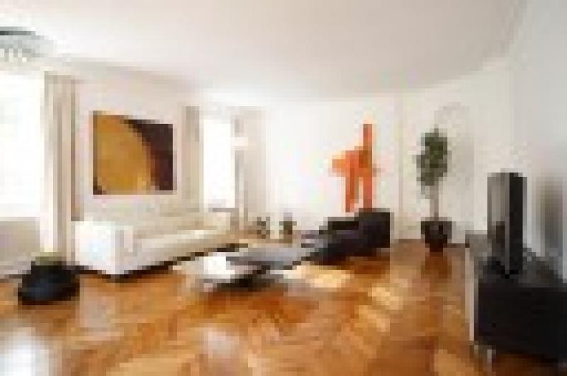 Wohnraum strahlt in neuem Glanz Wohnraum strahlt in neuem Glanz